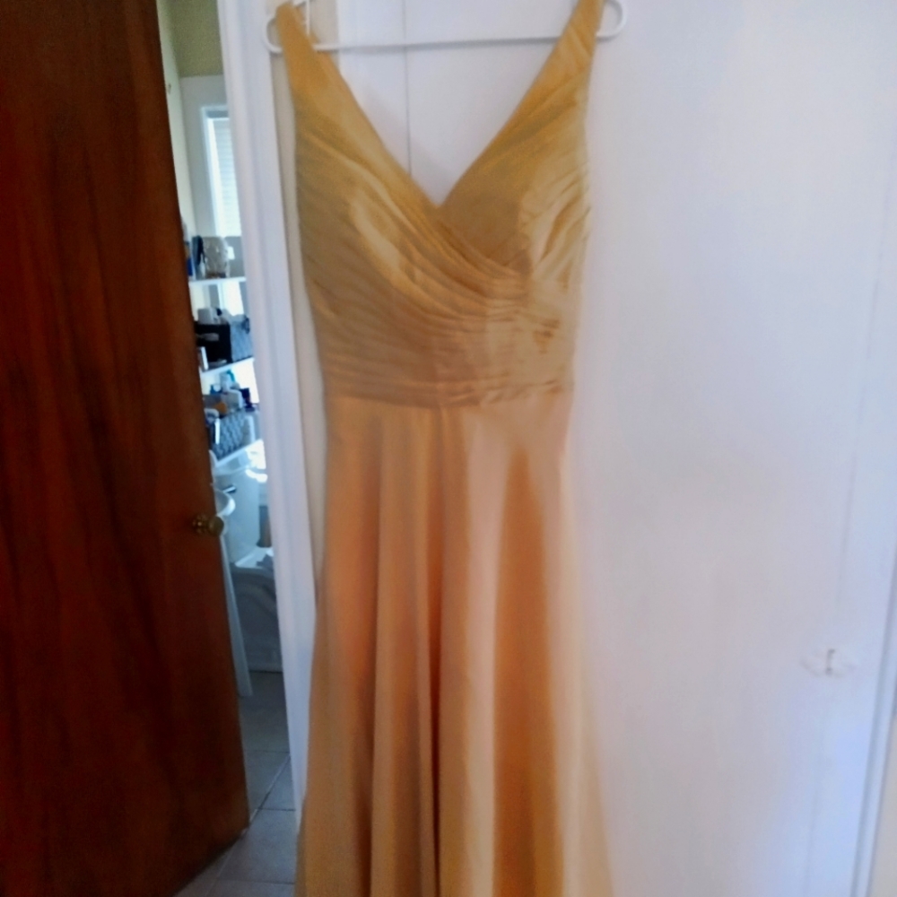 Women's XL gold polyester chiffon dress with ruched bodice